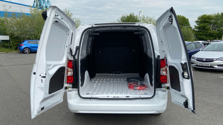 Vauxhall Combo Cargo Combo Xl Electric 100kW Pro 52kWh H1 Van Auto